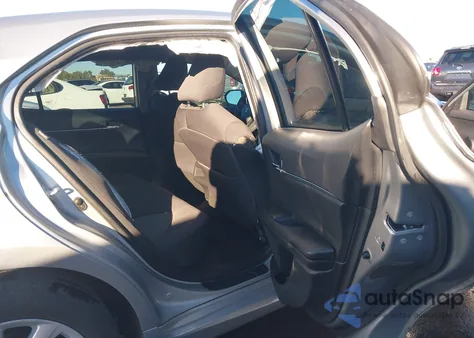 2024 Toyota Camry Le z USA, uszkodzony, nr VIN 4T1C11AK3RU253430